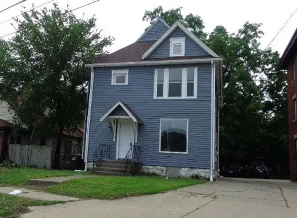 1619 Charles Street, Rockford