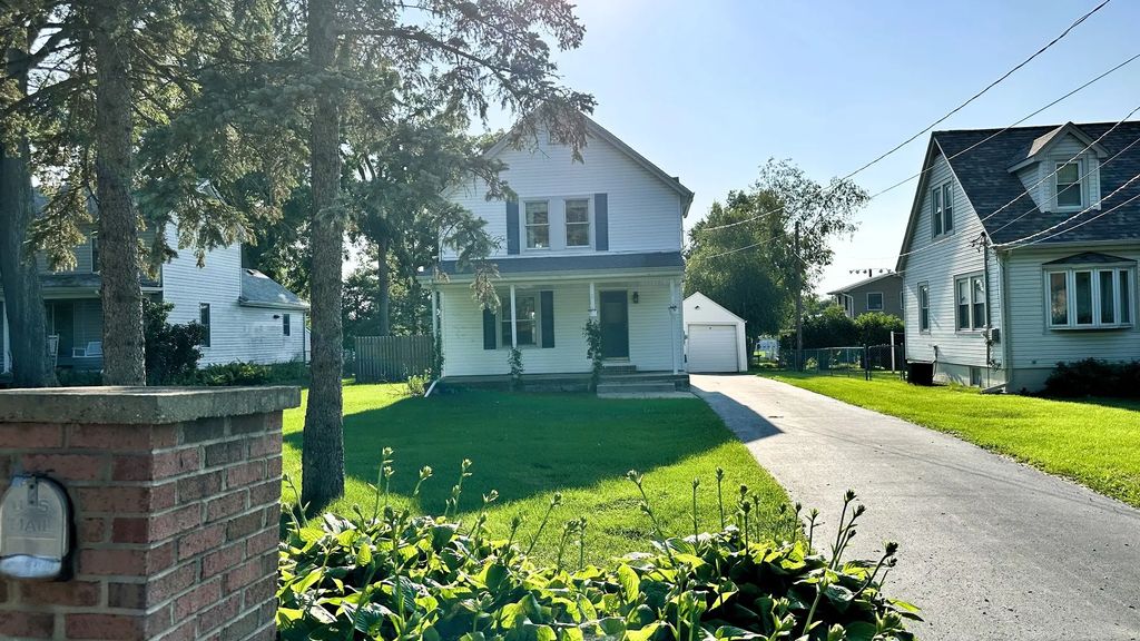 213 S Swift Street, Winnebago