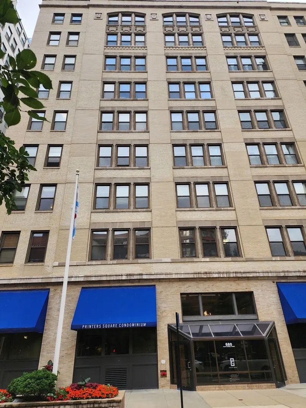 680 S Federal Street 909, Chicago