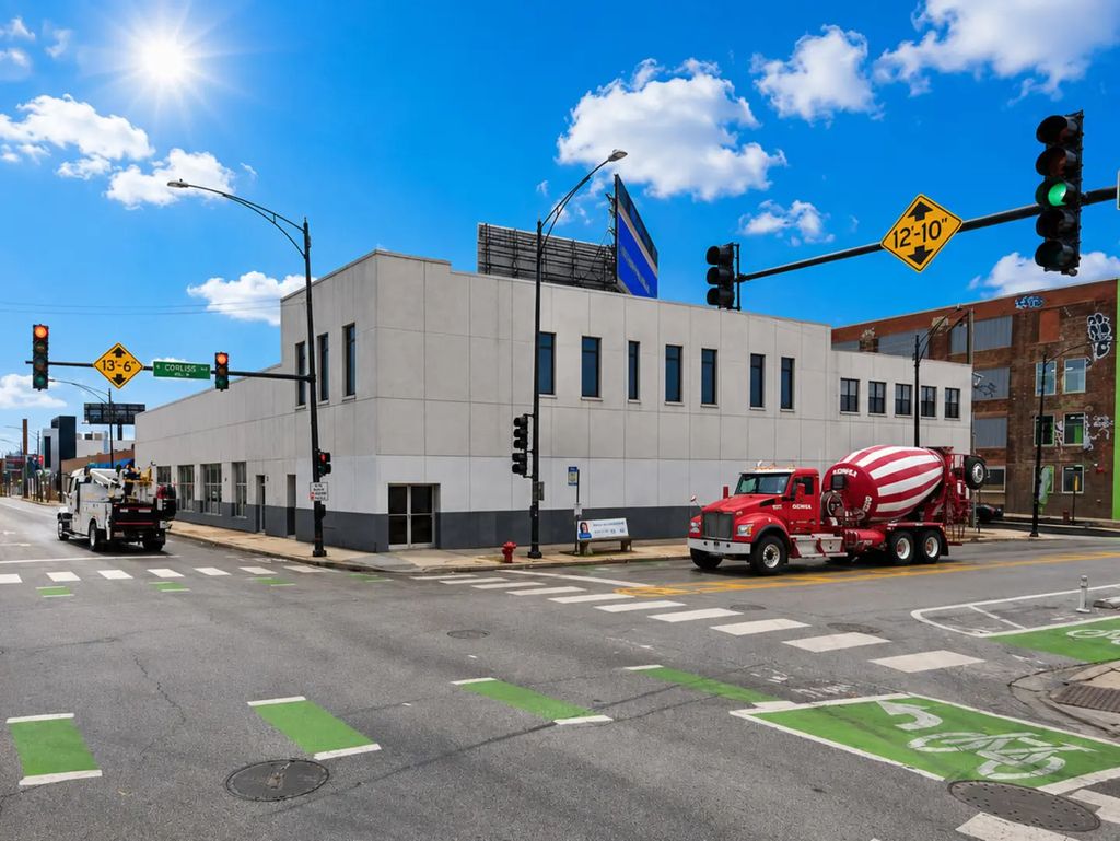 1850-60 N Elston Avenue, Chicago