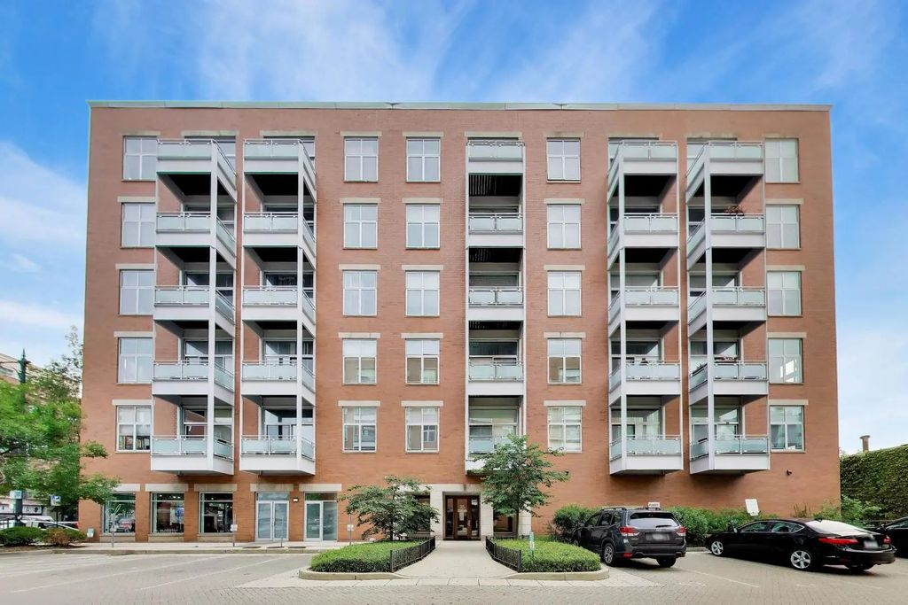 939 W Madison Street 504, Chicago, 60607