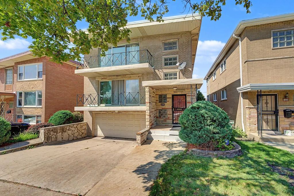 1630 E 92nd Place, Chicago