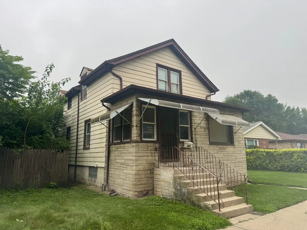 433 Hirsch Avenue, Calumet City
