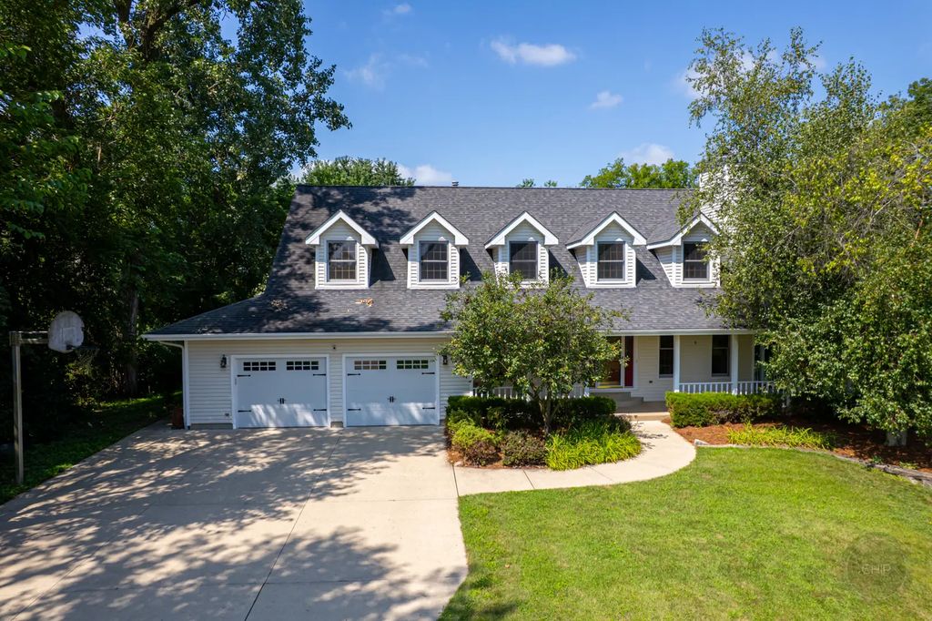 12n136 Berner Drive, Elgin