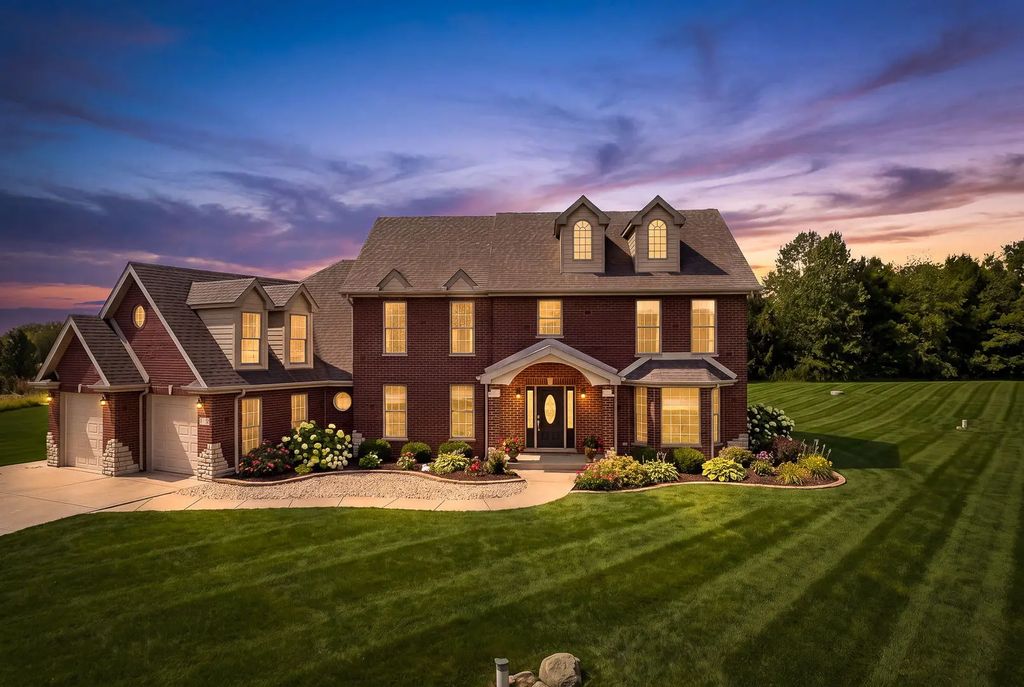 24340 S Pine Ridge Drive, Monee