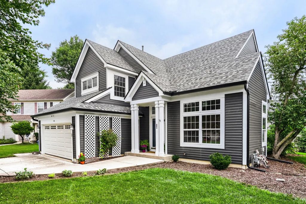 19 Longview Court, South Elgin