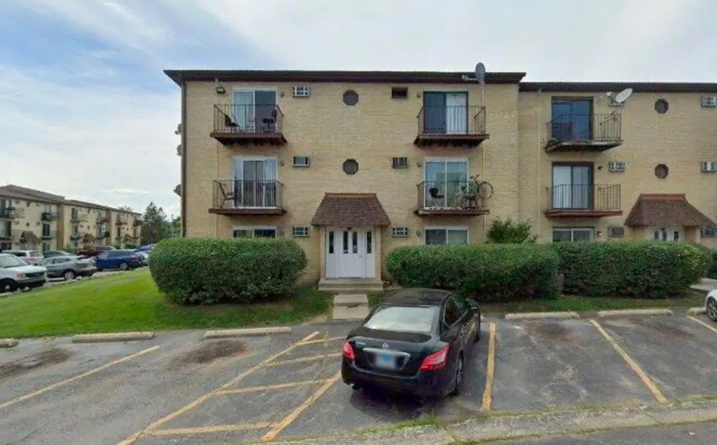 4208 Bonhill Drive 2c, Arlington Heights