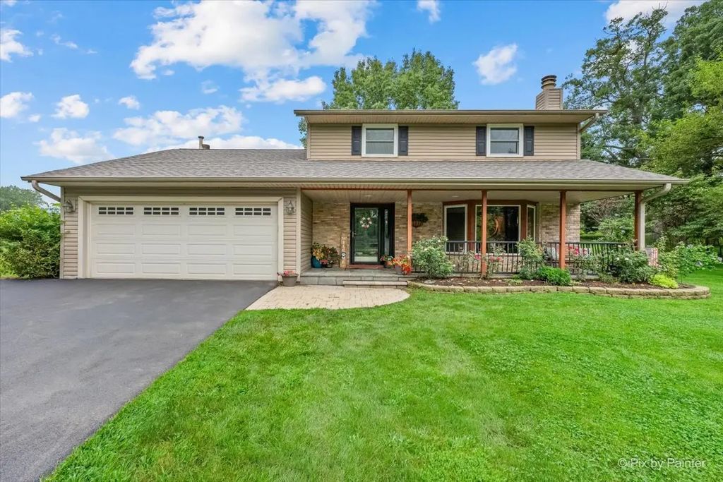 38w686 Ridgewood Lane, Elgin