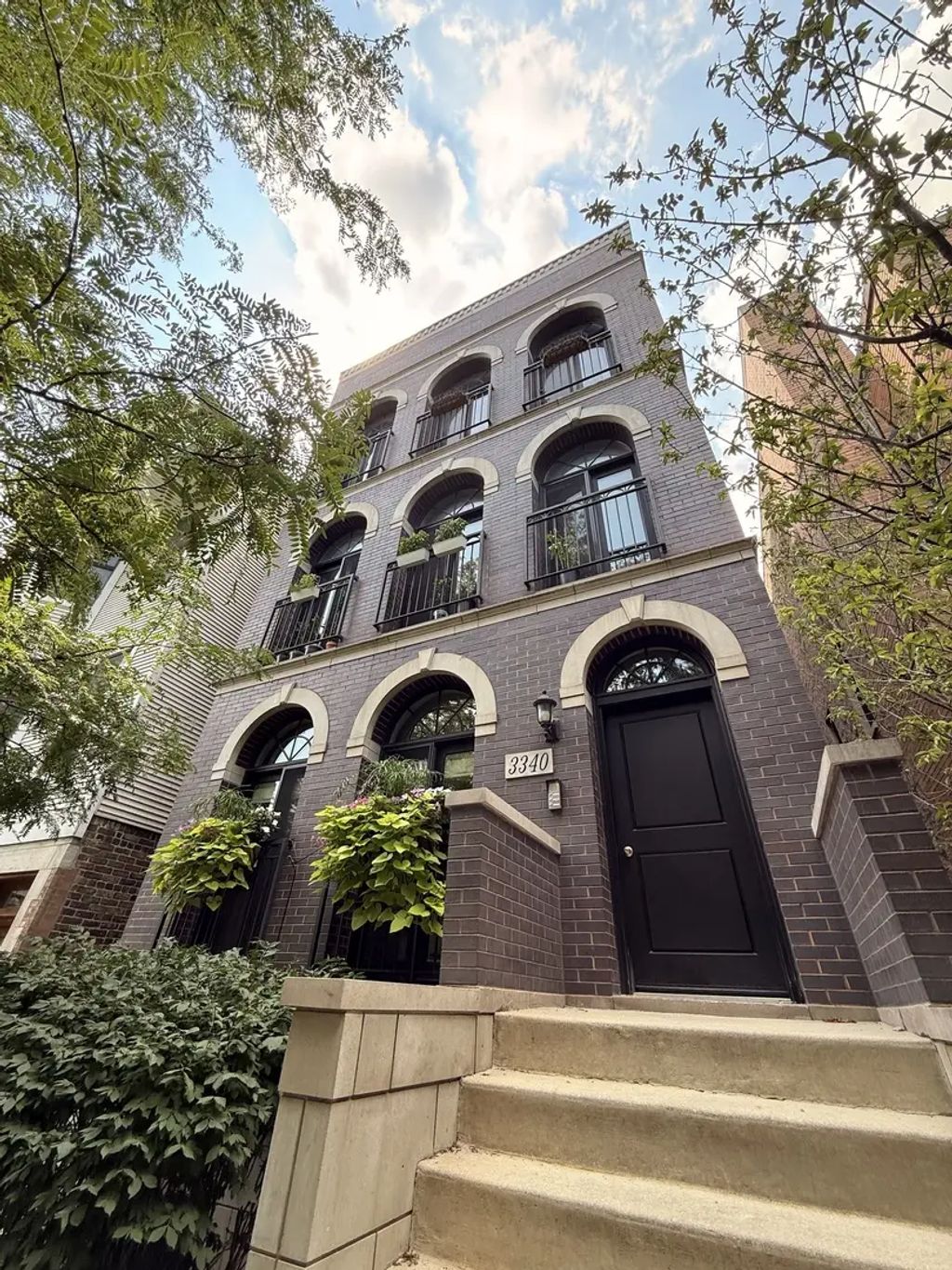3340 N Kenmore Avenue 3, Chicago, 60657