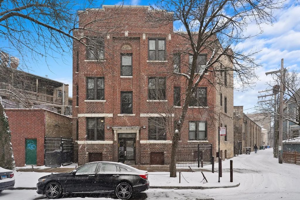 2647 N Sawyer Avenue 2, Chicago, 60647