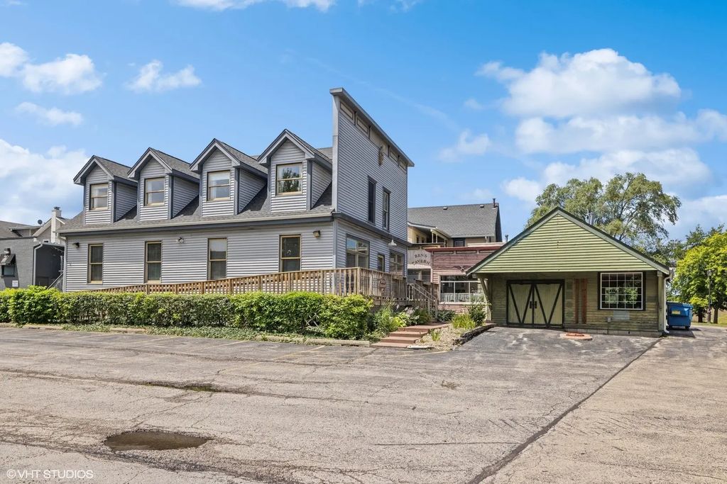 105 E Irving Park Road, Itasca