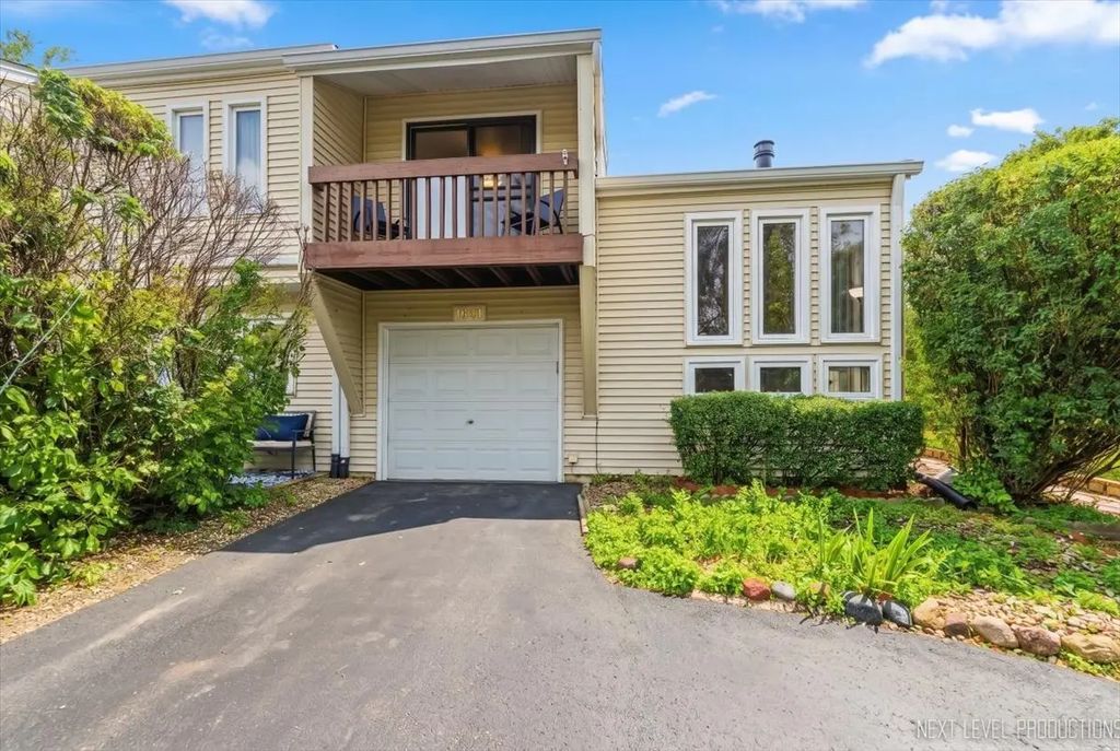 1641 Cove Court, Naperville