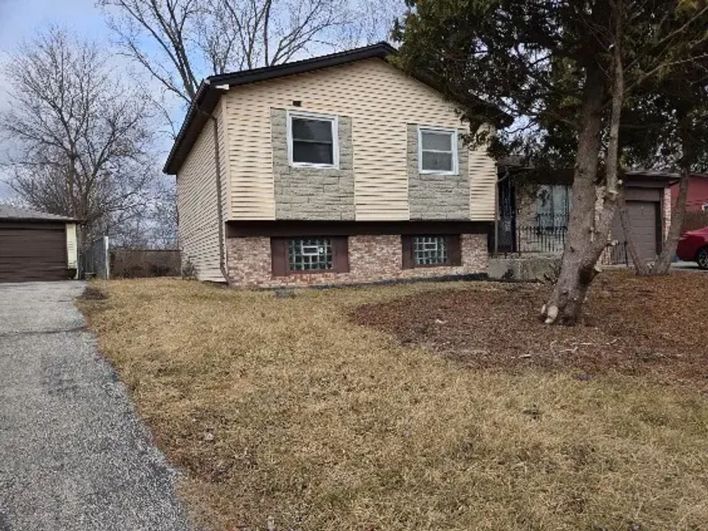 611 Andover Street, Chicago Heights
