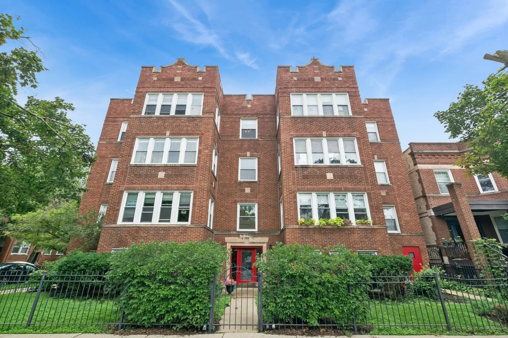 4455 N Rockwell Street 2, Chicago, 60625