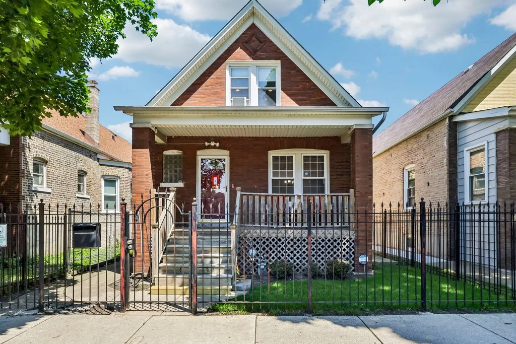 3234 W Haddon Avenue, Chicago, 60651