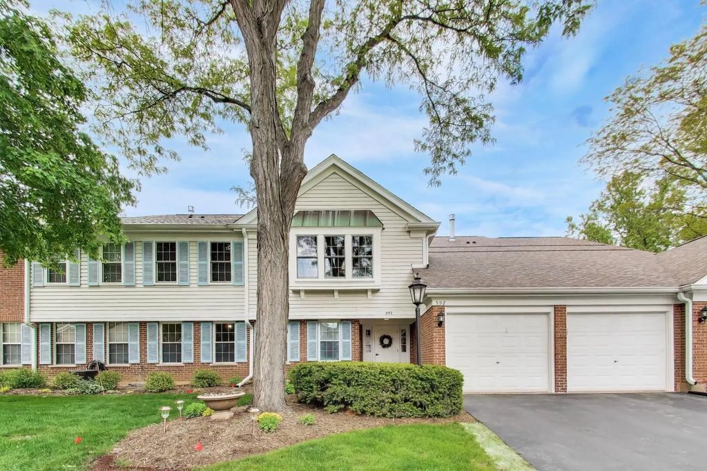 592 Edinburgh Lane B, Prospect Heights