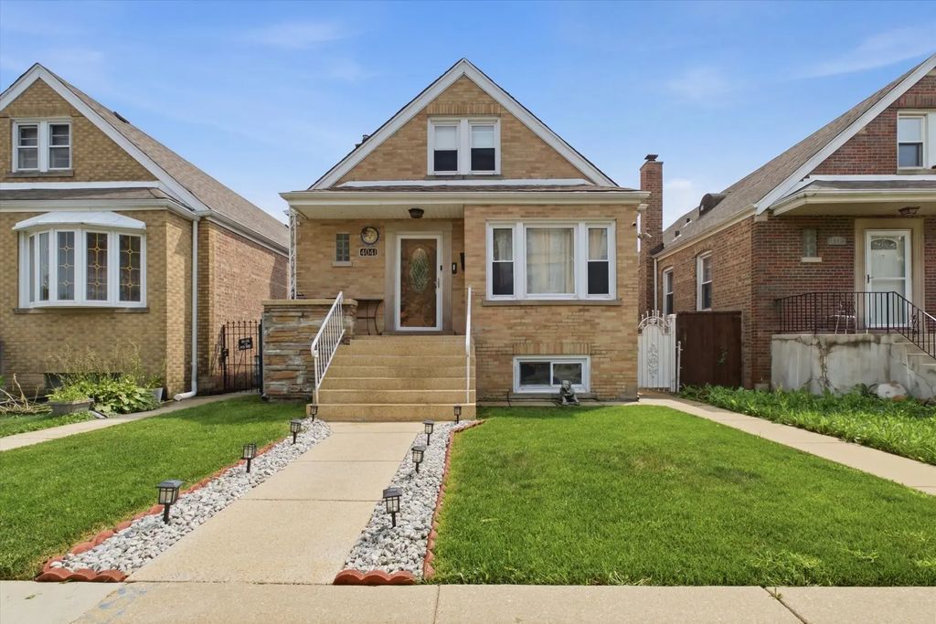 4041 W 56th Street, Chicago, 60629