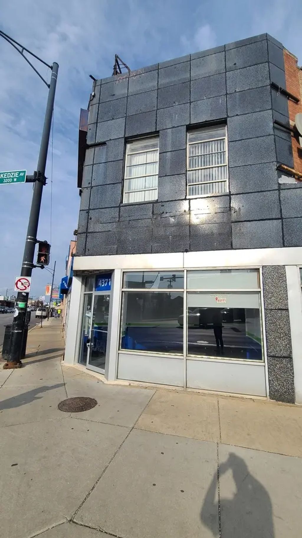 4371 S Archer Avenue, Chicago