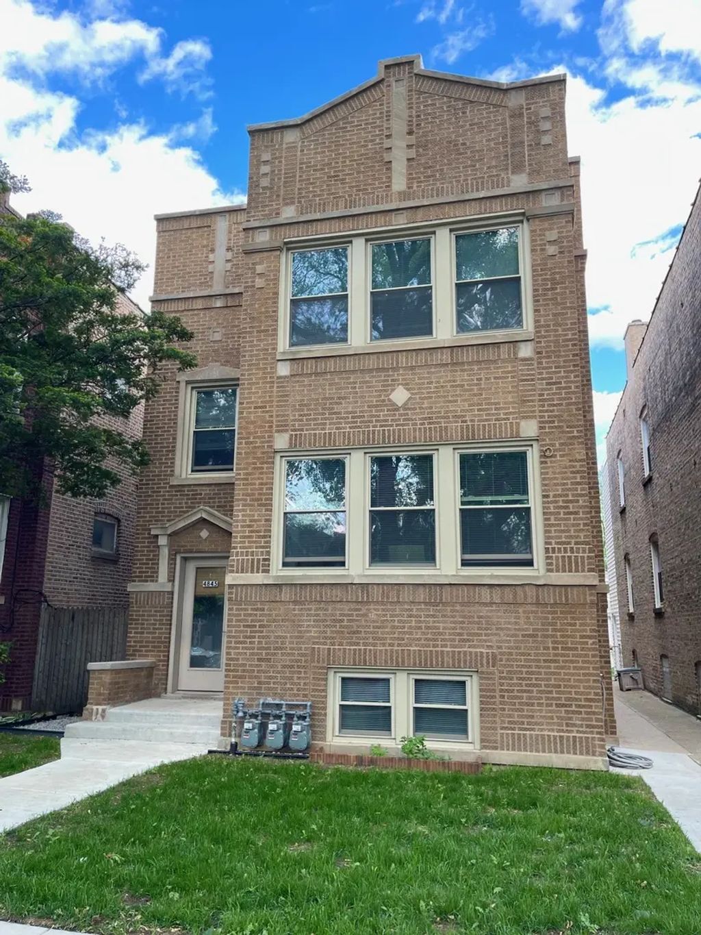 4845 N Kostner Avenue B, Chicago