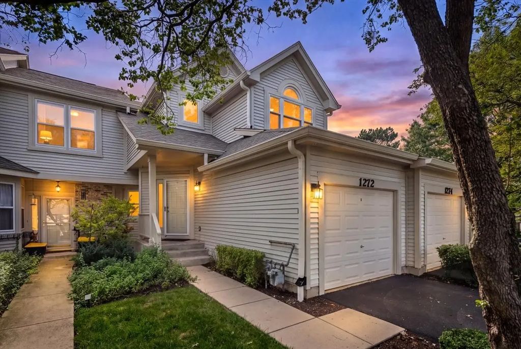 1272 Tennyson Lane 1272, Naperville