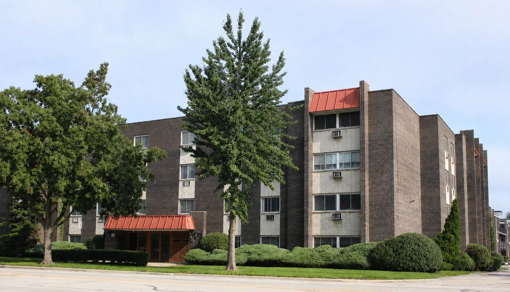 4700 Old Orchard Road 110, Skokie, 60076