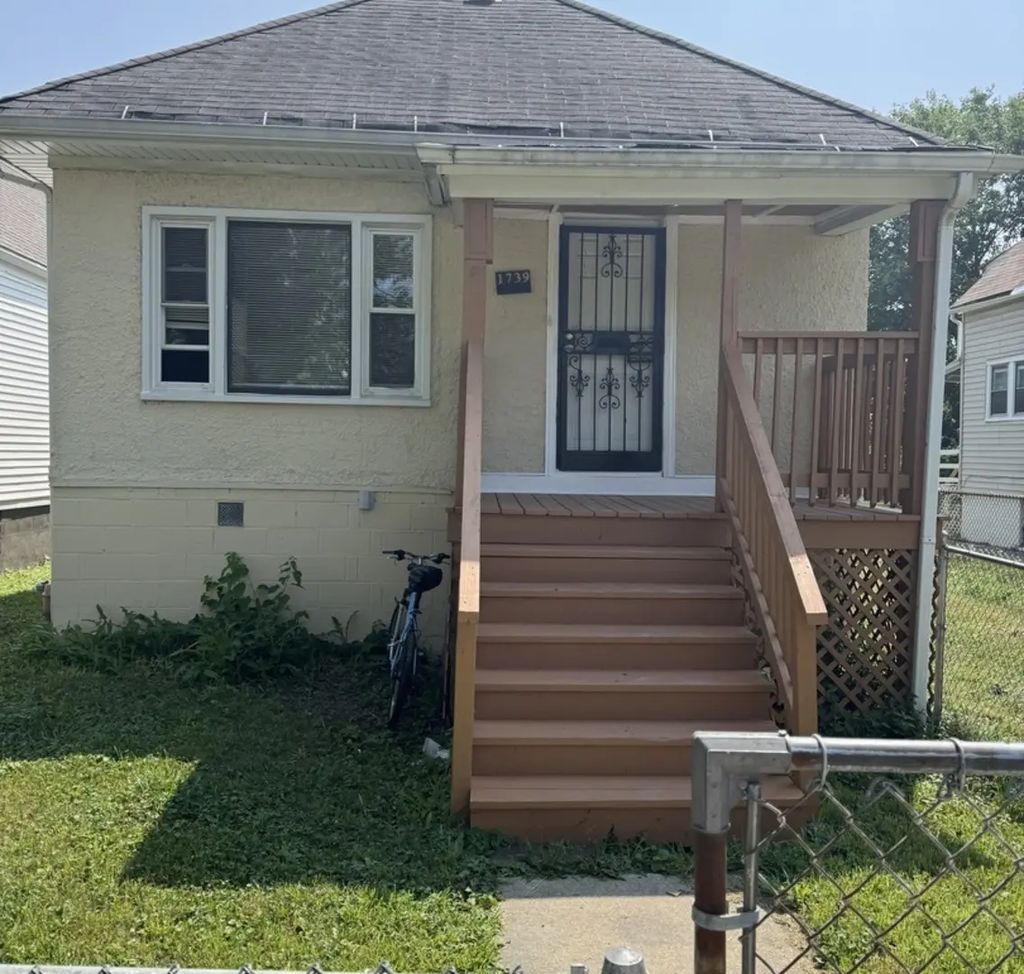 1739 W Steuben Street, Chicago, 60643