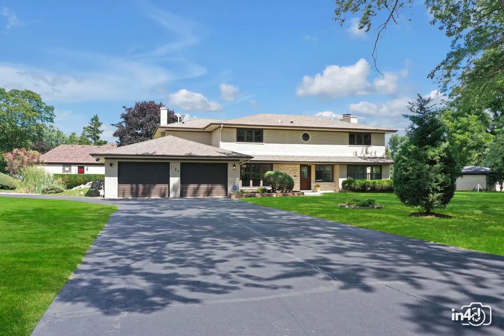 124 E Monterey Avenue, Schaumburg
