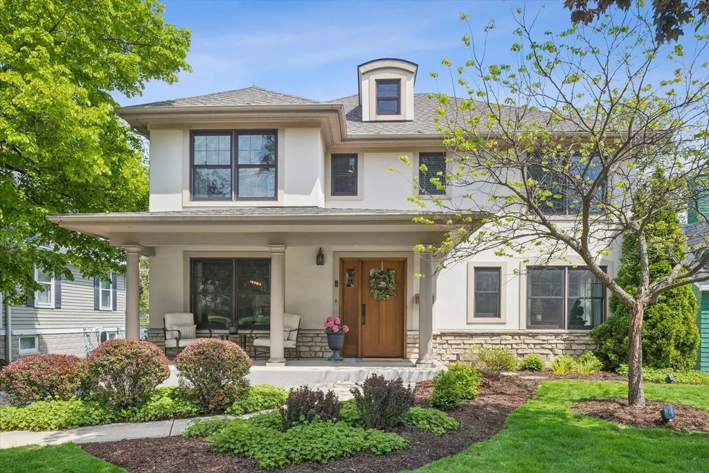 457 Taylor Avenue, Glen Ellyn