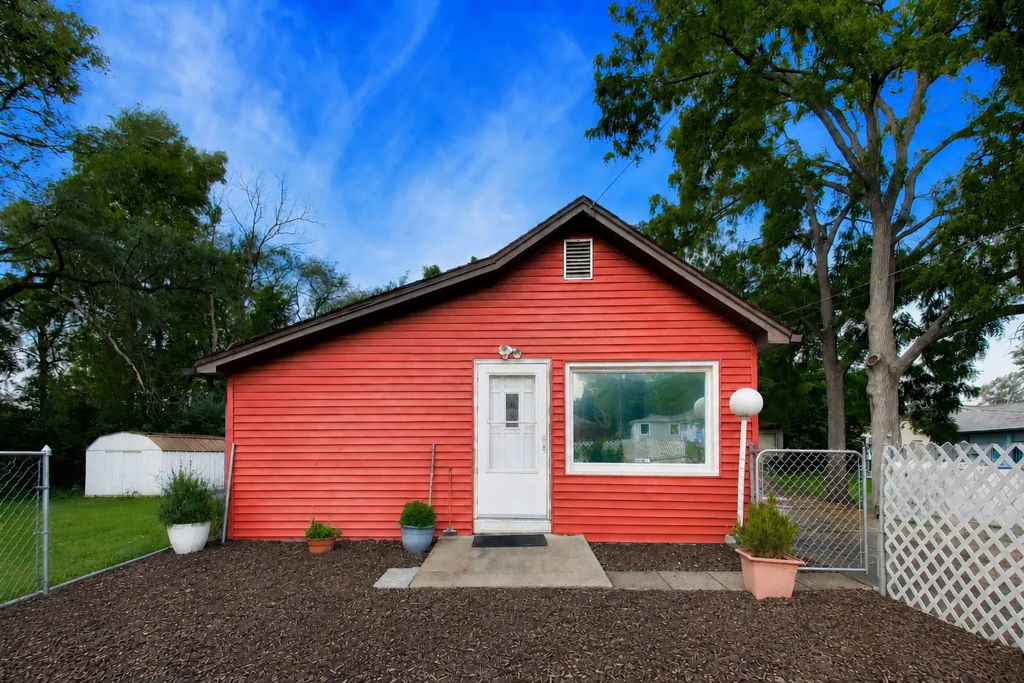 1355 Pleasant Place, Montgomery