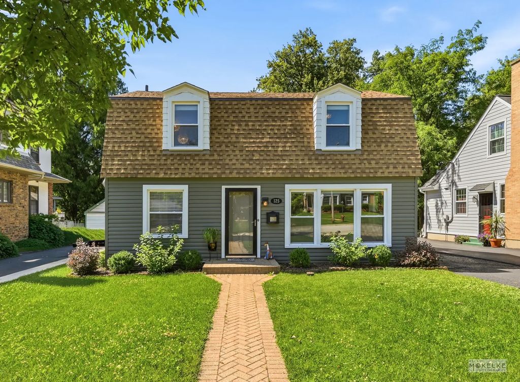 125 W Adams Street, Villa Park