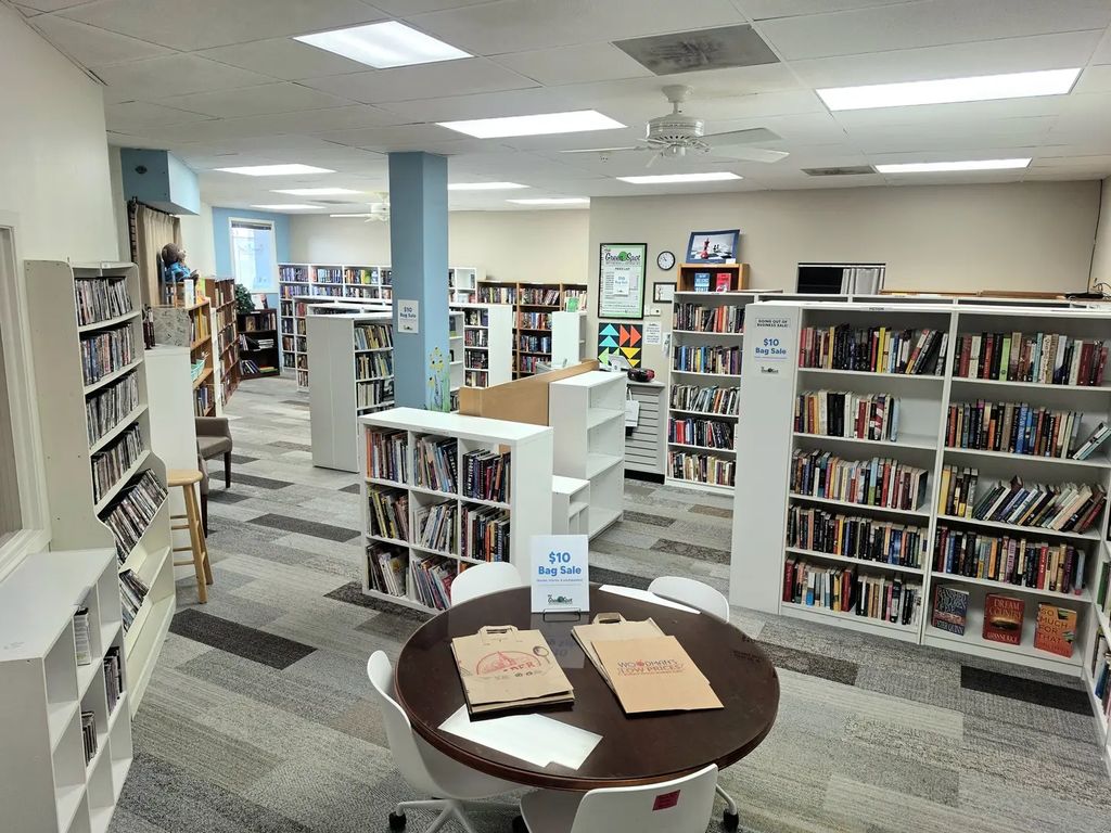 110 S Johnson Street 106, Woodstock