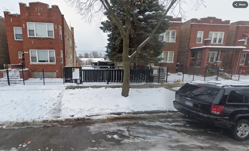 11147 S Vernon Avenue, Chicago