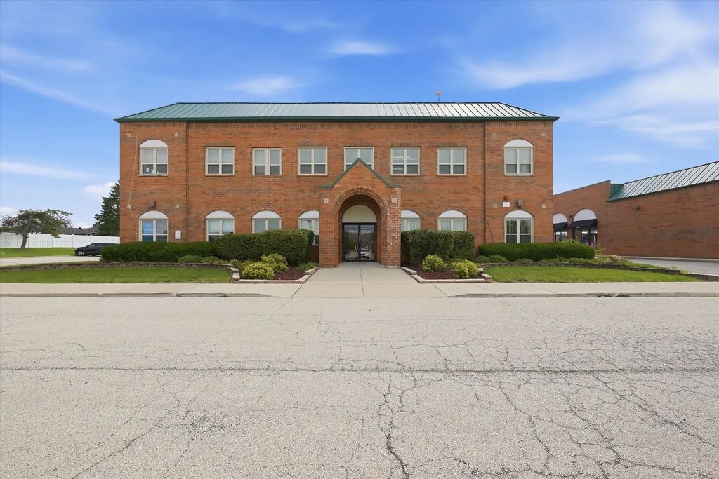 15750 S Bell Road 2-d, Homer Glen