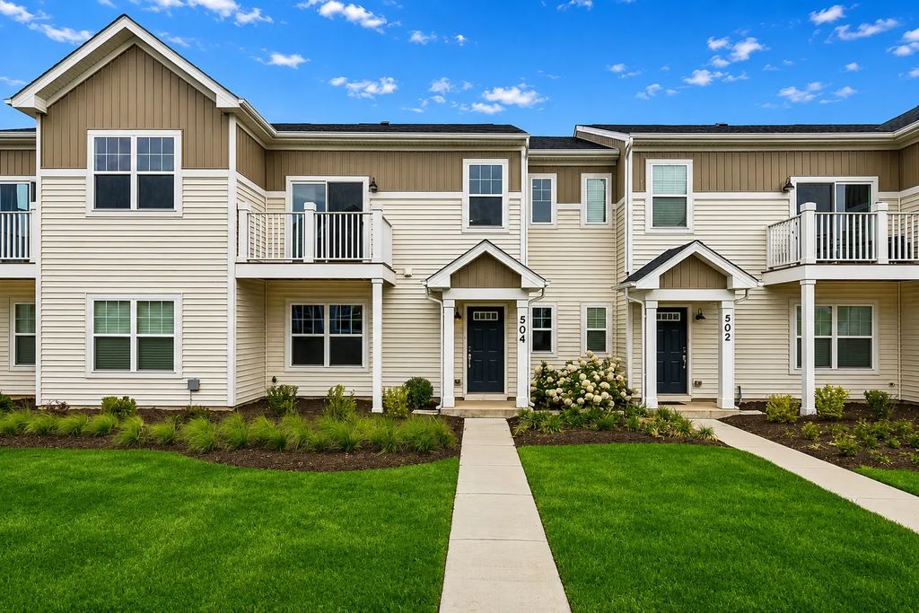 504 Comstock Road, South Elgin