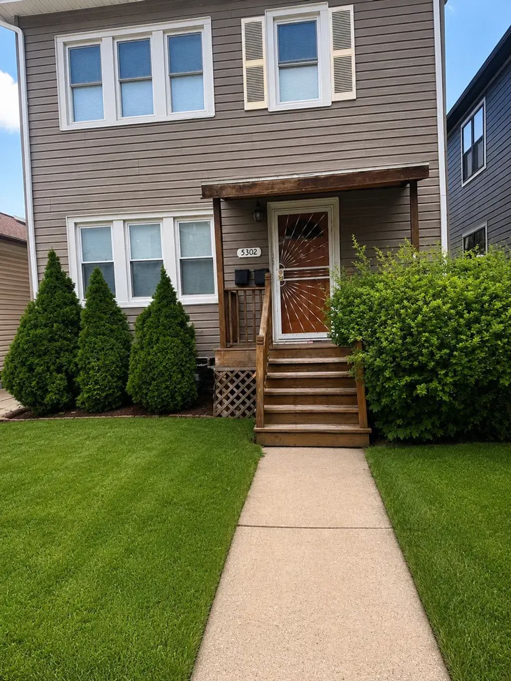 5302 N Luna Avenue, Chicago, 60630