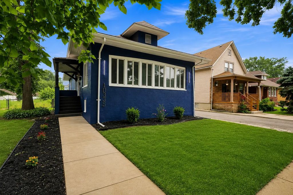 10735 S Prospect Avenue, Chicago, 60643