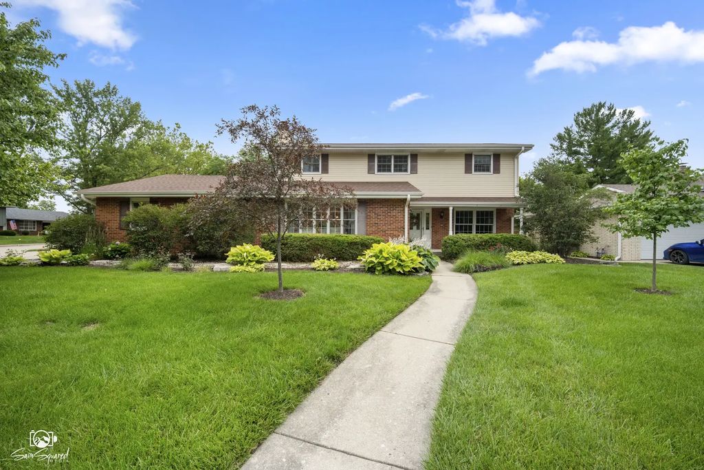 226 Meadow Wood Drive, Joliet