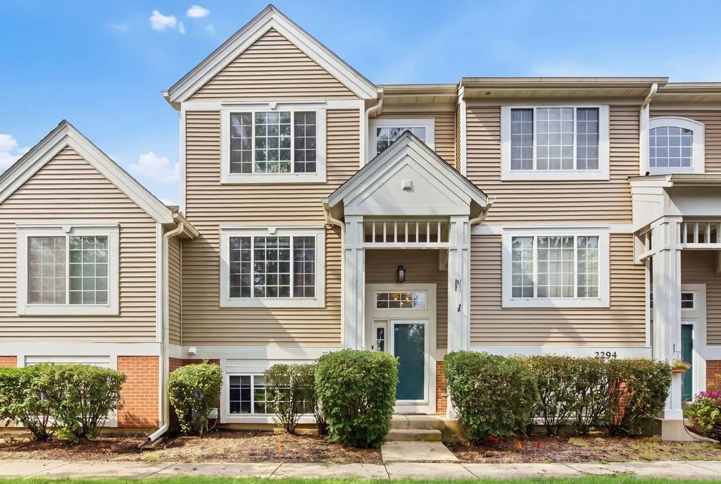 2292 Daybreak Drive, Aurora