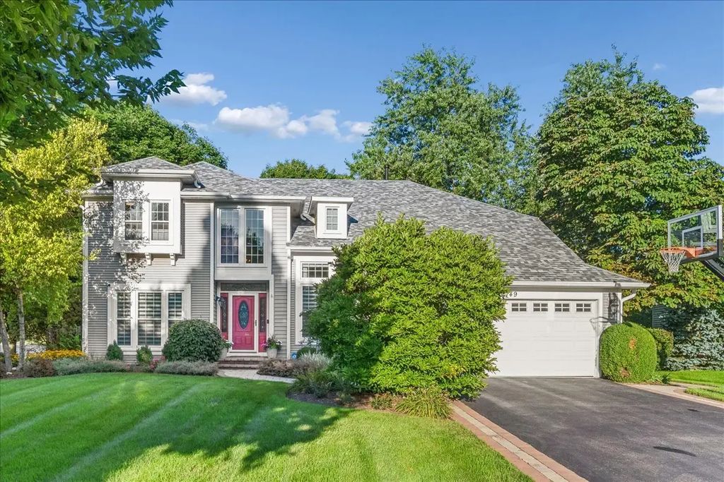 149 Napier Court, Vernon Hills