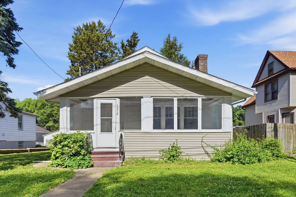 1318 44th Street, Rock Island