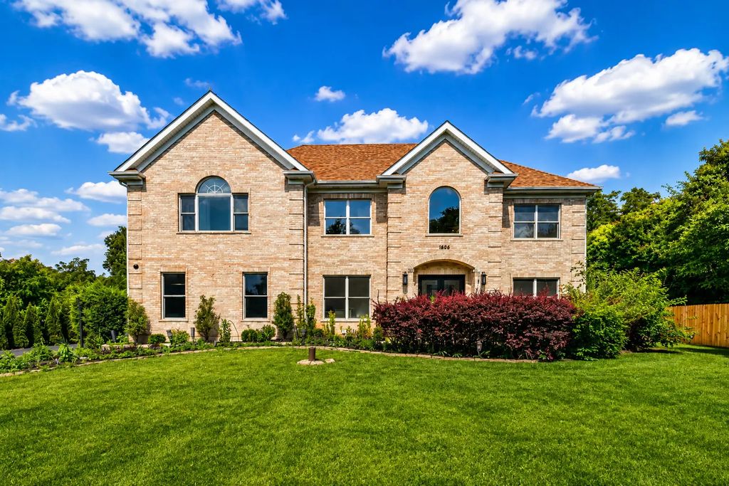 1685 Marion Street, Roselle
