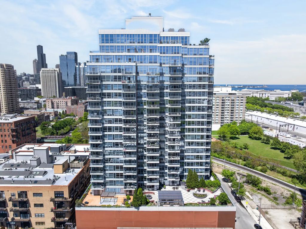 1600 S Prairie Avenue 1901, Chicago, 60616