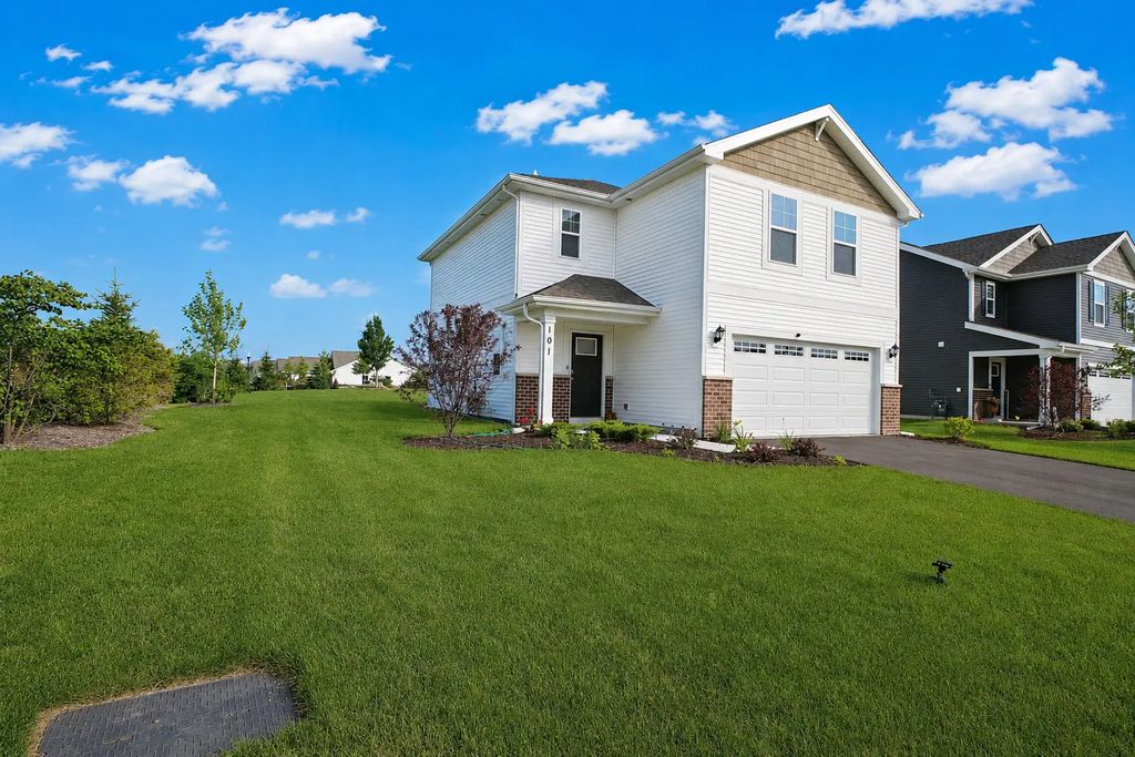 101 Fieldcrest Avenue, Hampshire