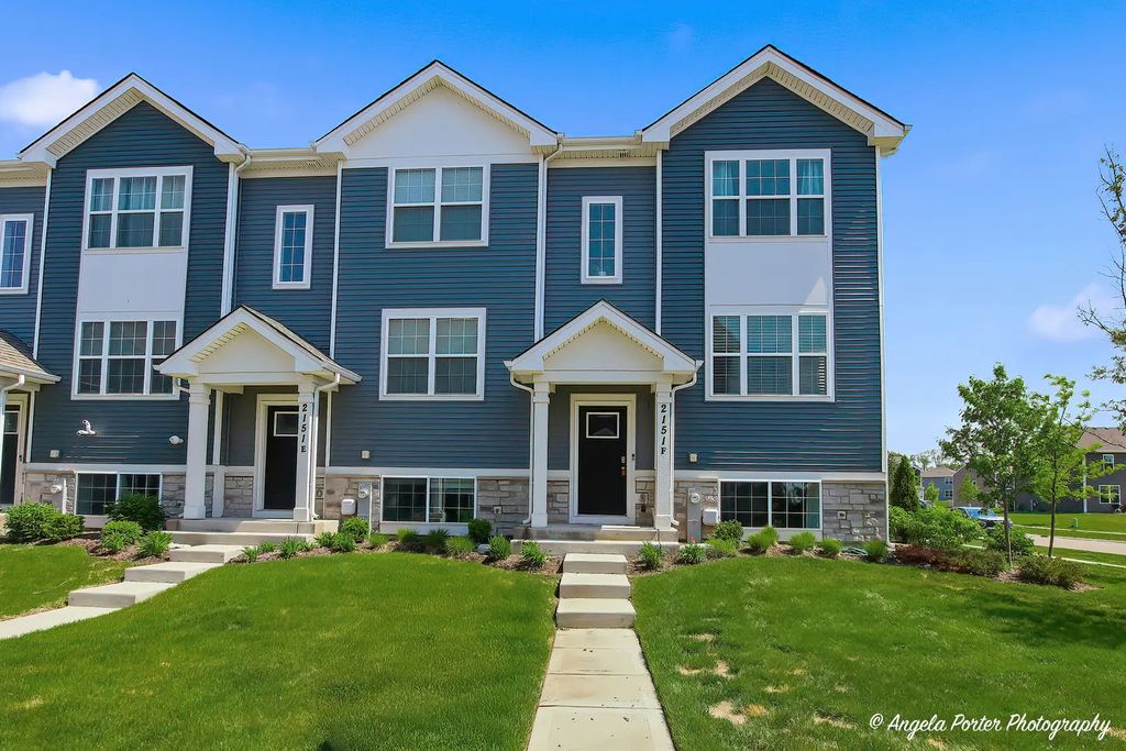 2151 Sassafras Way F, Wonder Lake