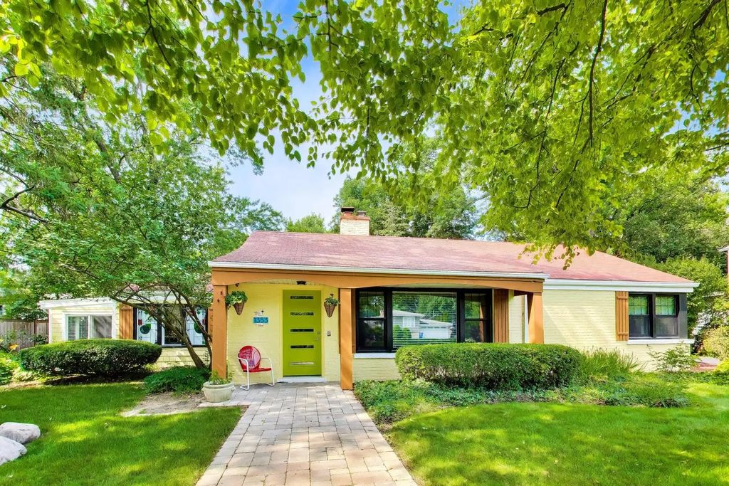 1353 Golf Avenue, Highland Park