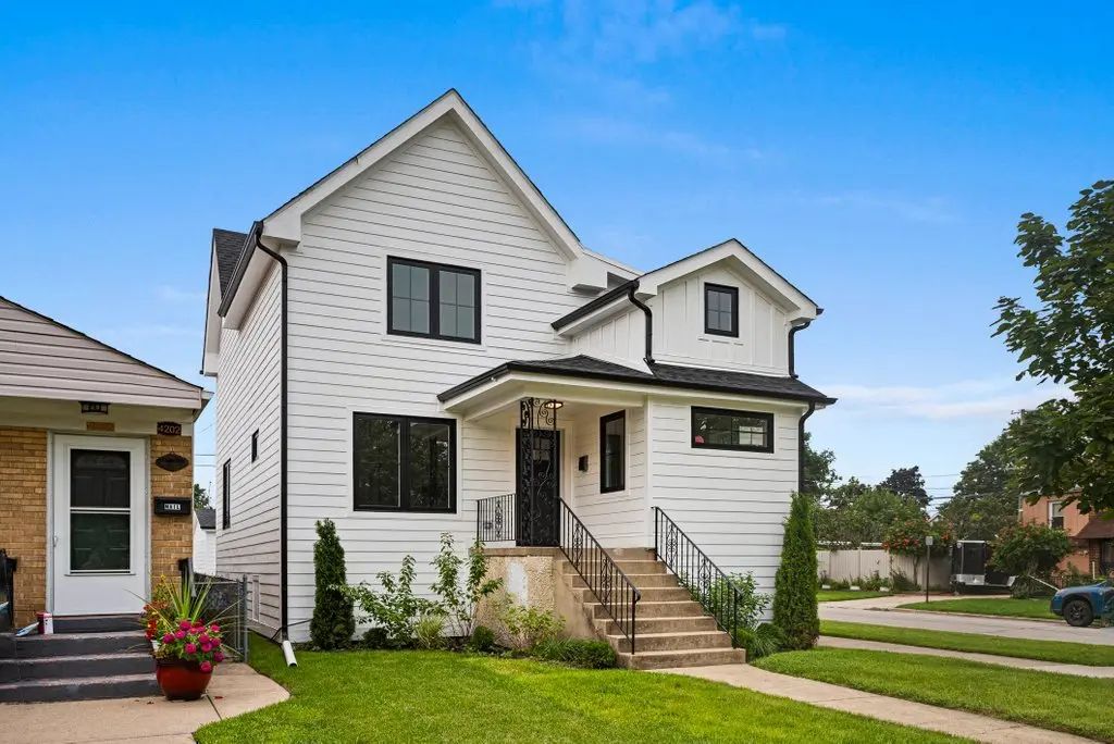 4200 Prescott Avenue, Lyons