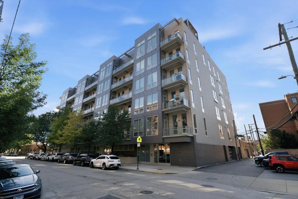 122 S Aberdeen Street 2n, Chicago, 60607