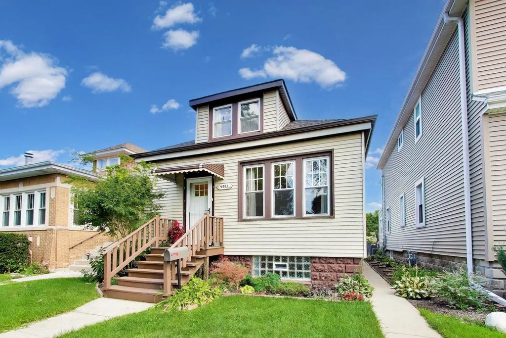 4991 N Kolmar Avenue, Chicago, 60630