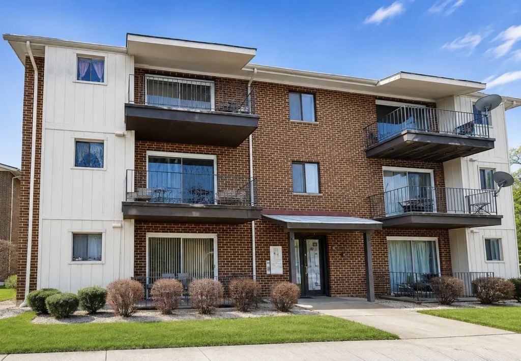 6329 175th Street 2n, Tinley Park