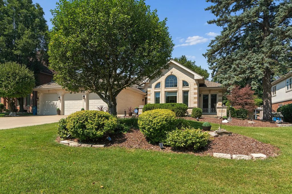 12306 S Nagle Avenue, Palos Heights